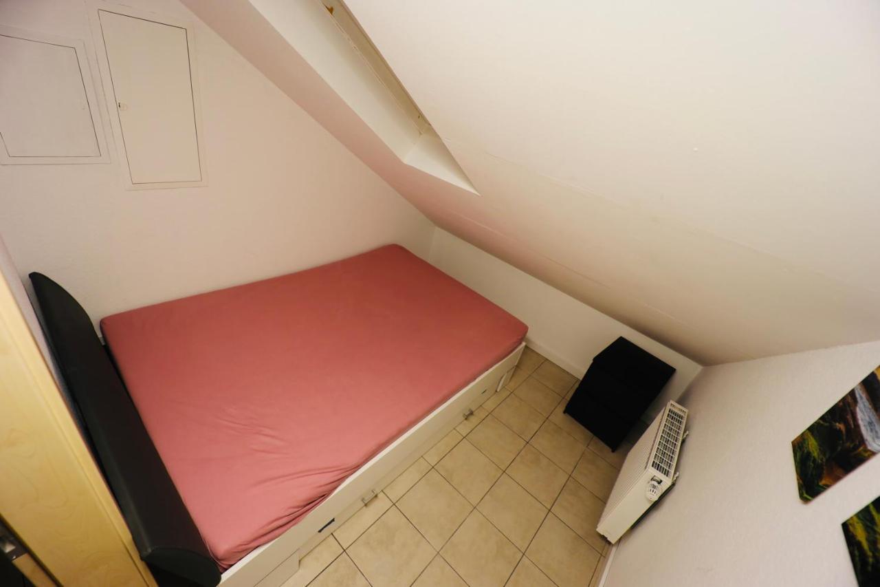 Generous Apartment I 7 Beds I 110 Sqm I Fast Internet パーダーボルン エクステリア 写真